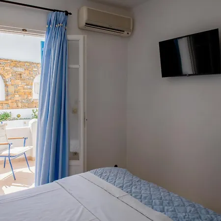 Dafnis Apartment *