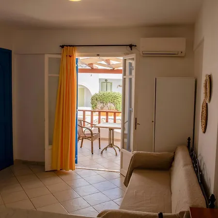 Dafnis Apartment *